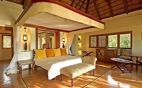Sanctuary Chobe Chilwero